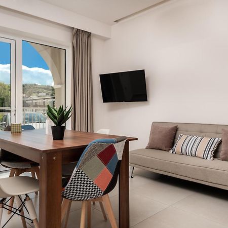 Katsaros Luxury Apts II 5 Min Walk To Beach Tsilivi  Bagian luar foto