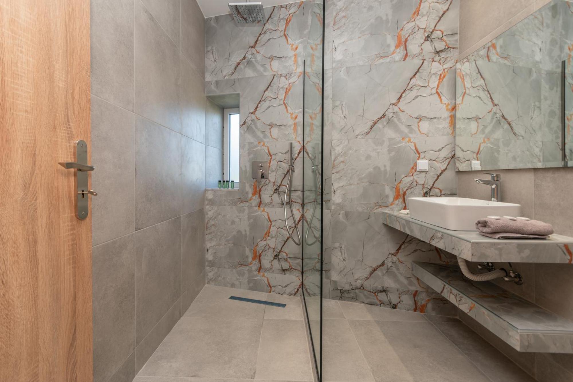 Katsaros Luxury Apts II 5 Min Walk To Beach Tsilivi  Bagian luar foto