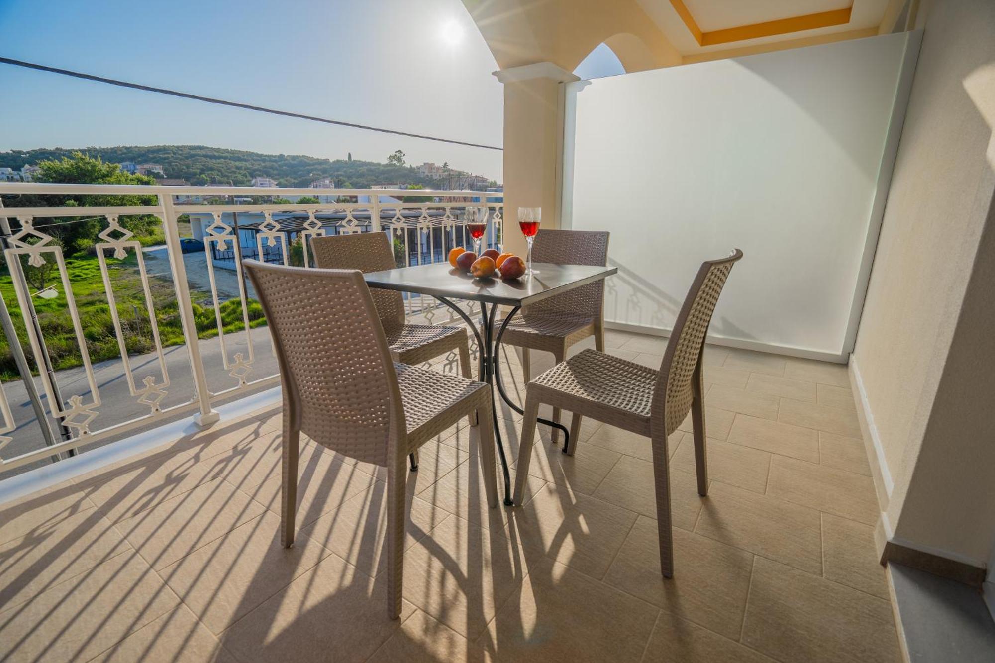 Katsaros Luxury Apts II 5 Min Walk To Beach Tsilivi  Bagian luar foto