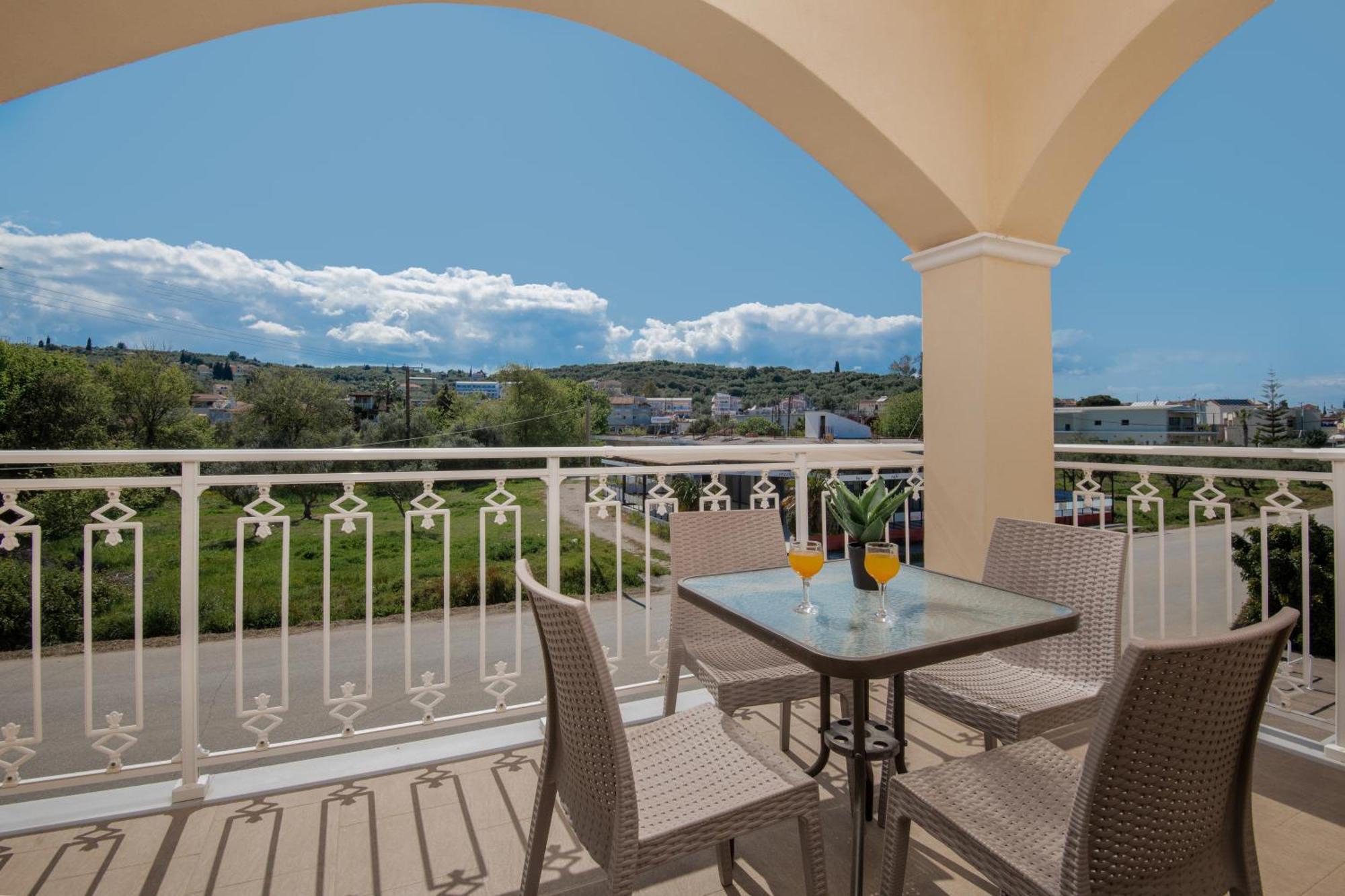 Katsaros Luxury Apts II 5 Min Walk To Beach Tsilivi  Bagian luar foto